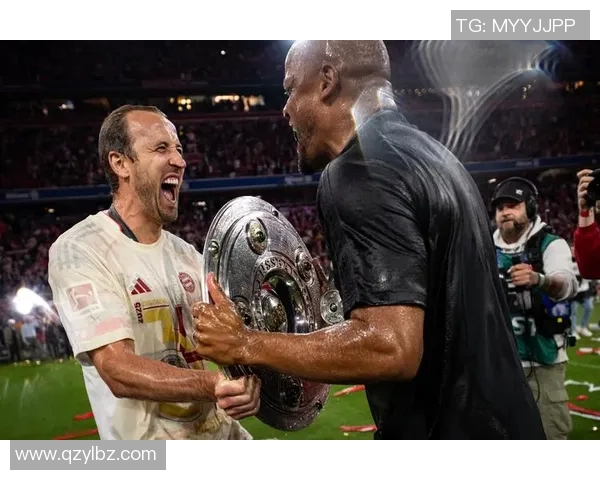 球迷炸锅:凯恩这一行为引热议! 球迷炸锅:凯恩这一行为引热议!